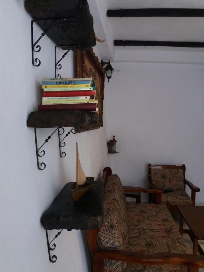 Villa Aelia à Ioulis Extérieur photo